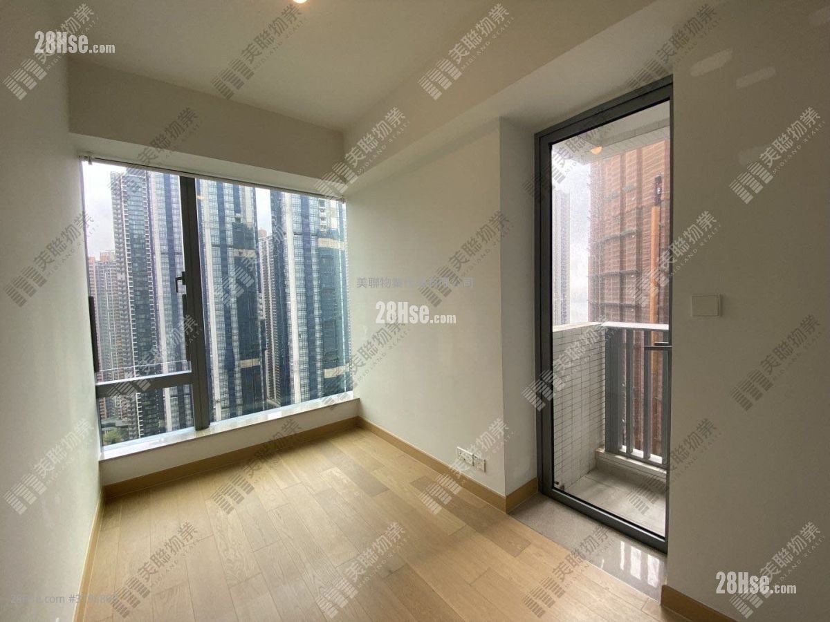 MALIBU 售盘 3 房 , 1 浴室 592 平方尺