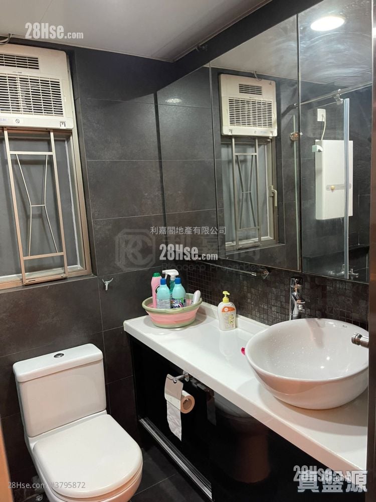 Tseung Kwan O Plaza Rental 502 ft²