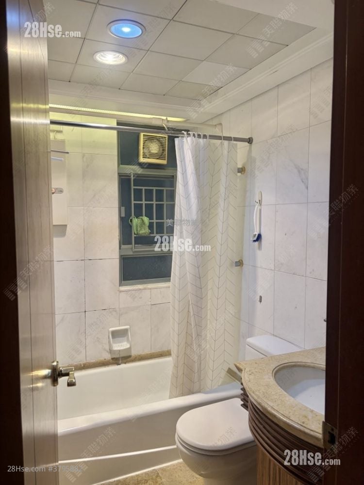 东堤湾畔 售盘 2 房 527 平方尺