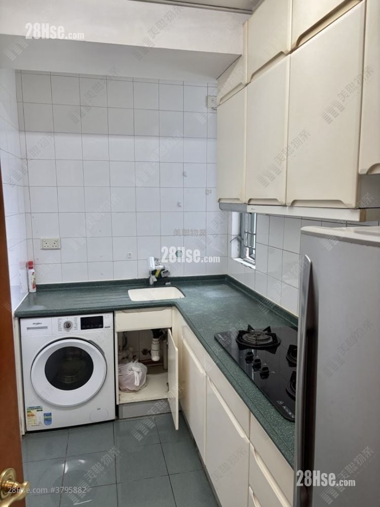 东堤湾畔 售盘 2 房 527 平方尺