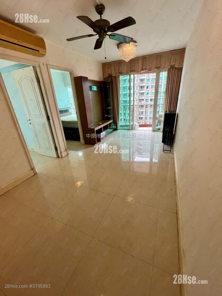 Central Park Towers Sell 2 Bedrooms , 1 Bathroom 502 ft²