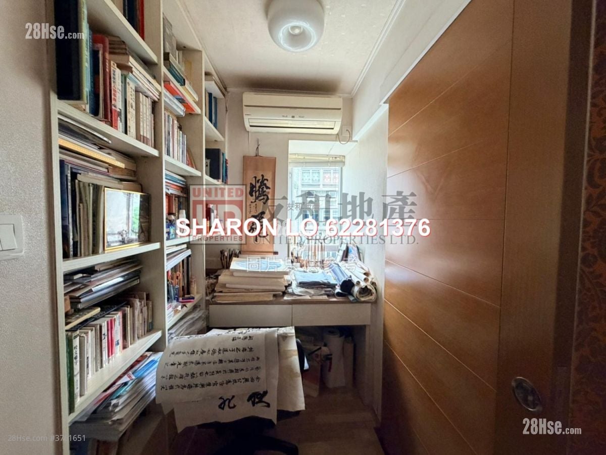 毕架山花园 售盘 2 房 , 2 浴室 905 平方尺