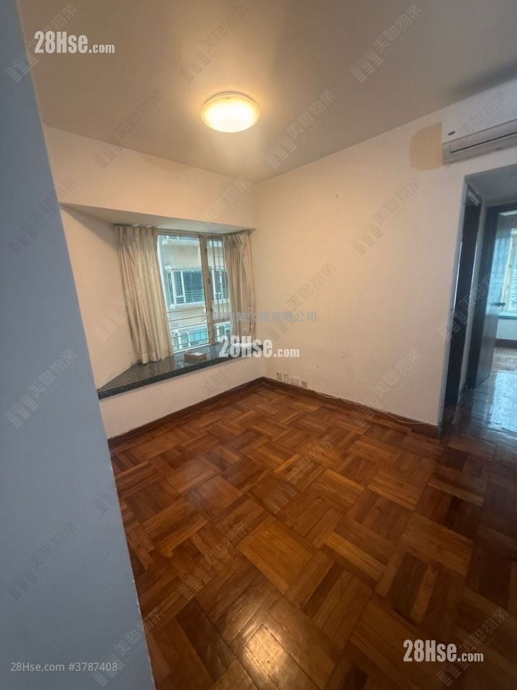 La Cite Noble Sell 2 Bedrooms , 1 Bathroom 434 ft²