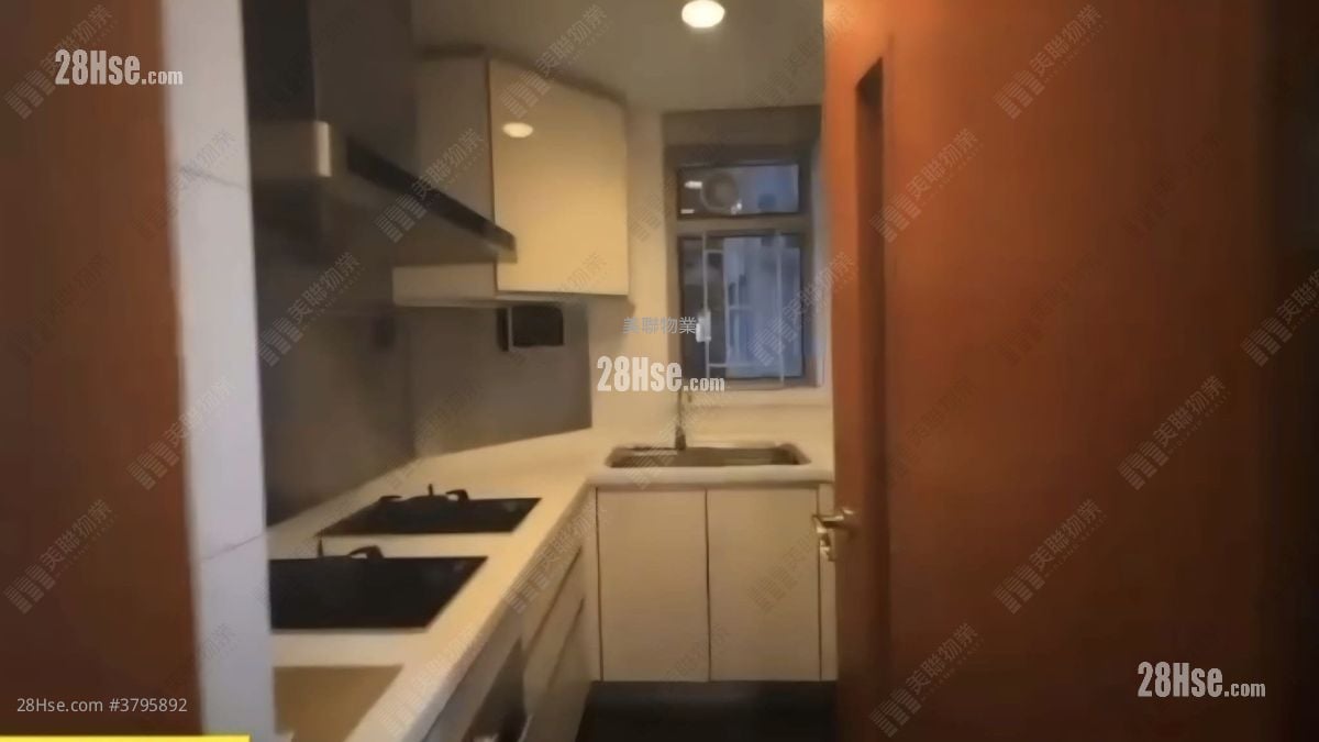 万景峯 售盘 2 房 520 平方尺