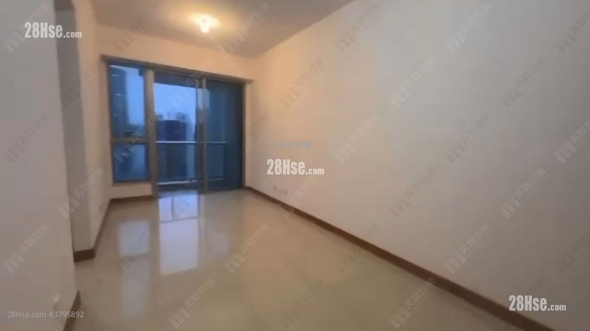 万景峯 售盘 2 房 520 平方尺