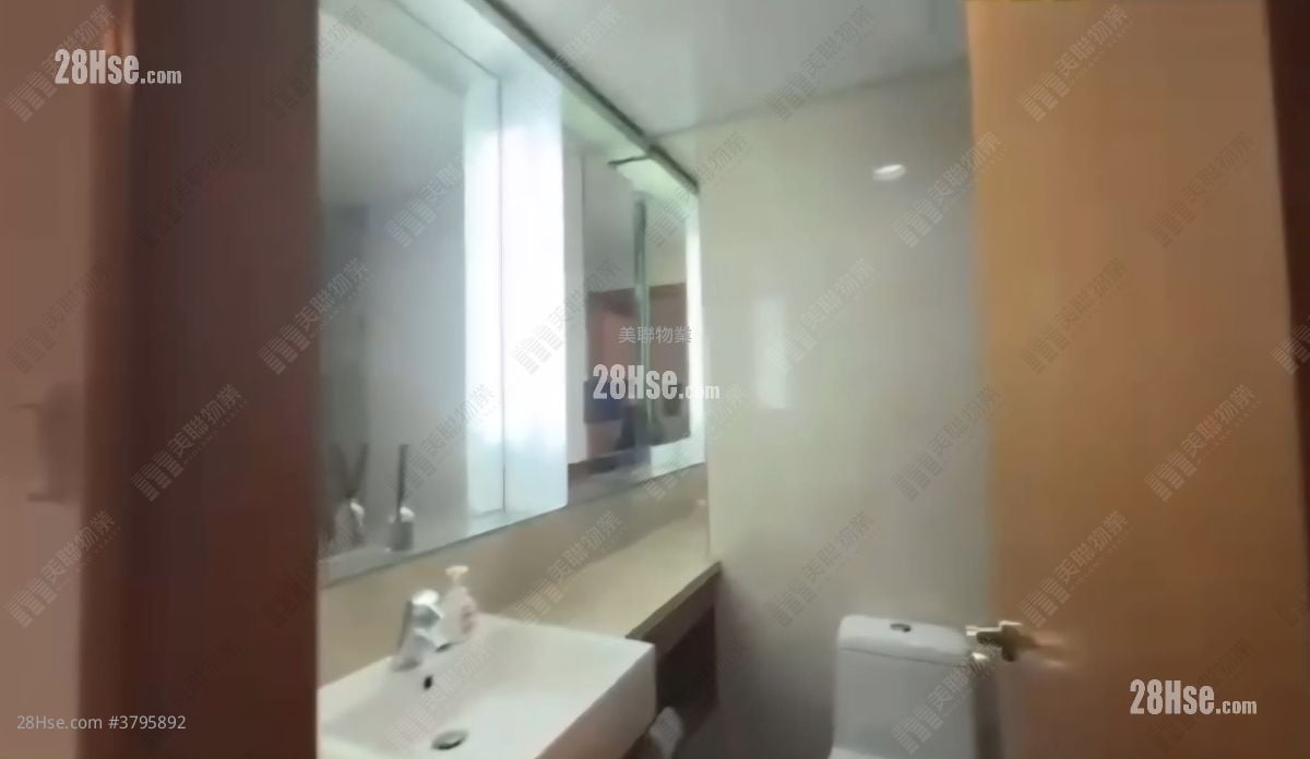 万景峯 售盘 2 房 520 平方尺