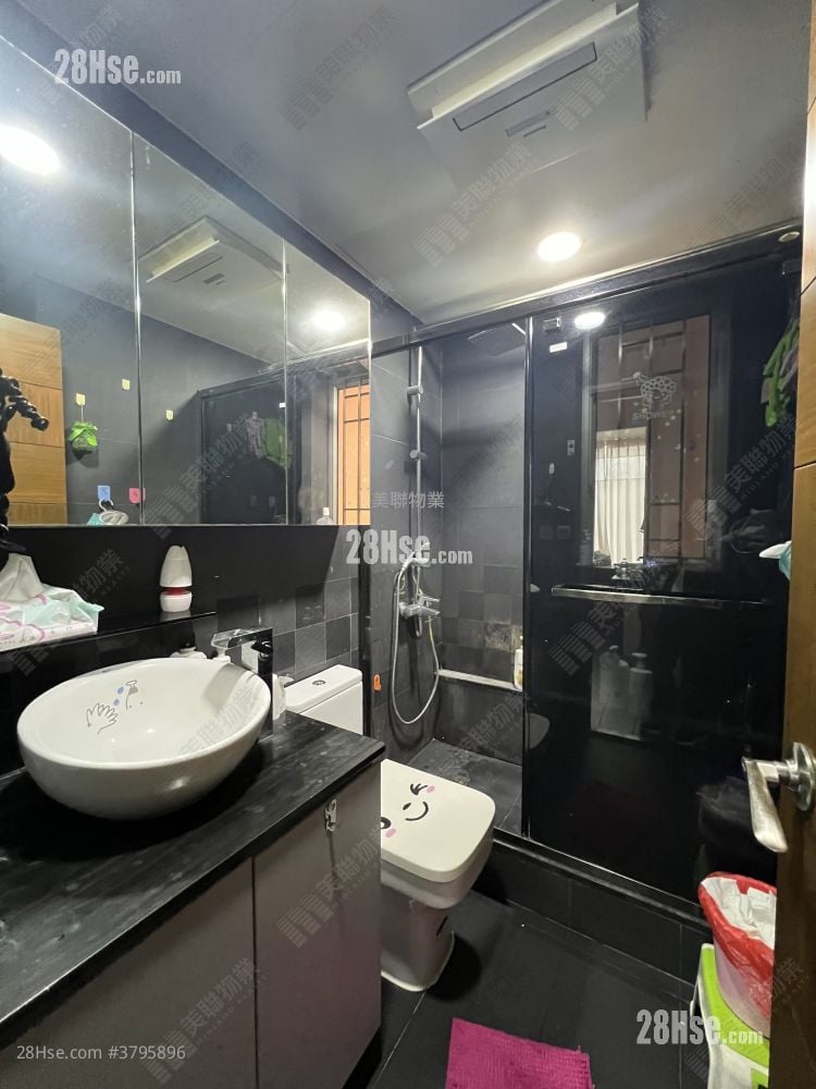 万景峯 售盘 3 房 826 平方尺