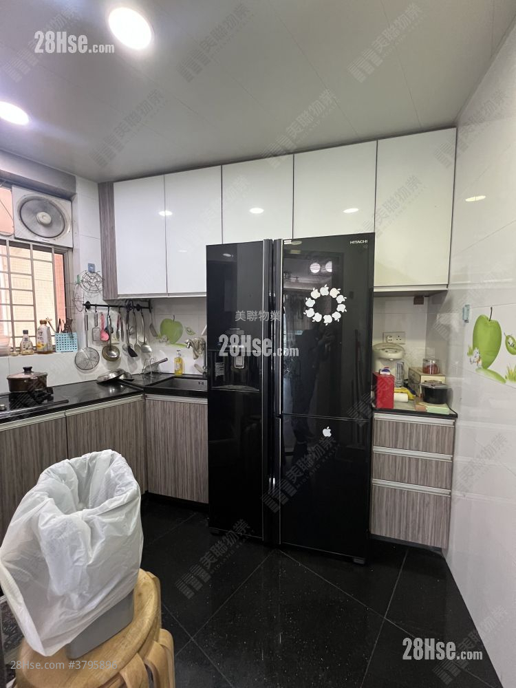 万景峯 售盘 3 房 826 平方尺