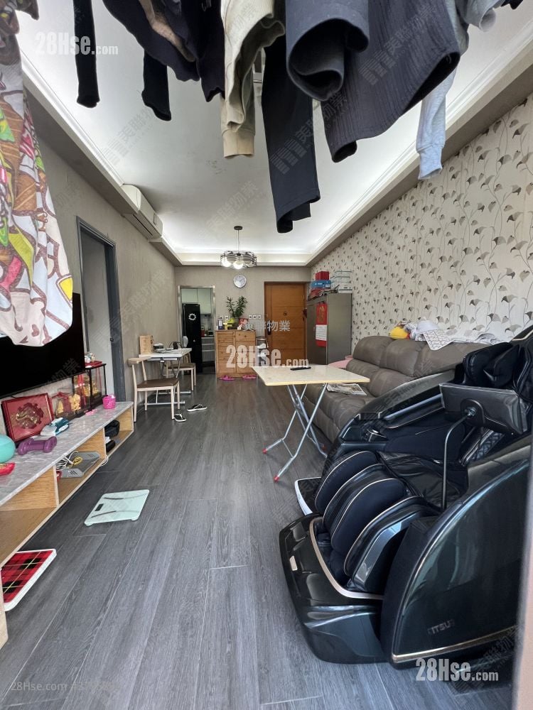 万景峯 售盘 3 房 826 平方尺