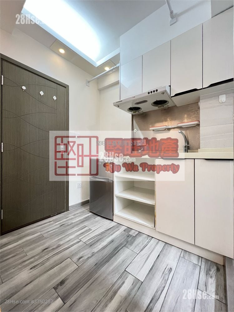 单幢楼房 租盘 开放式间隔 , 1 浴室 120 平方尺