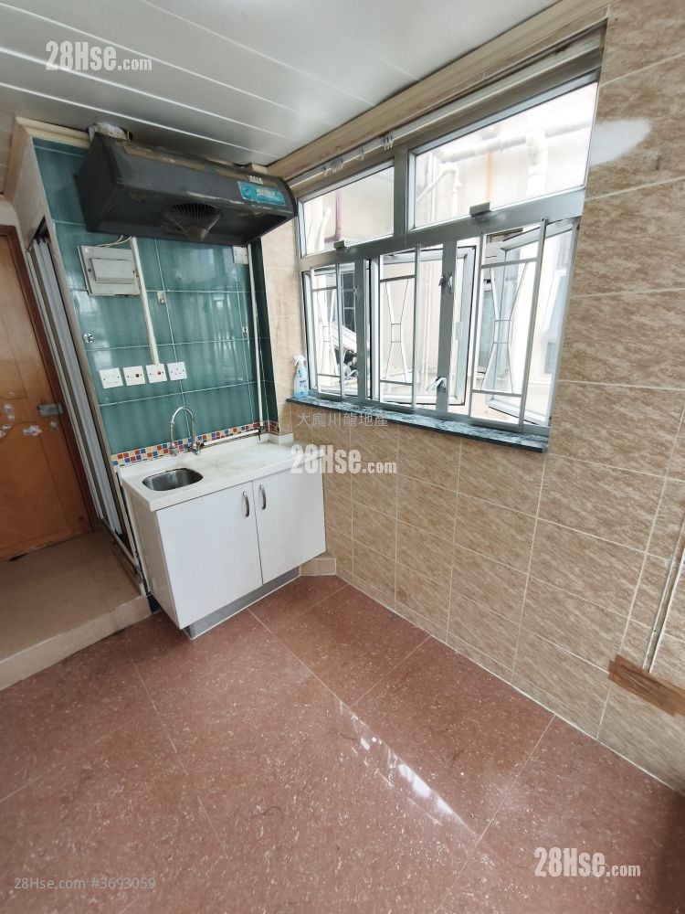 单幢楼房 租盘 开放式间隔 , 1 浴室 120 平方尺