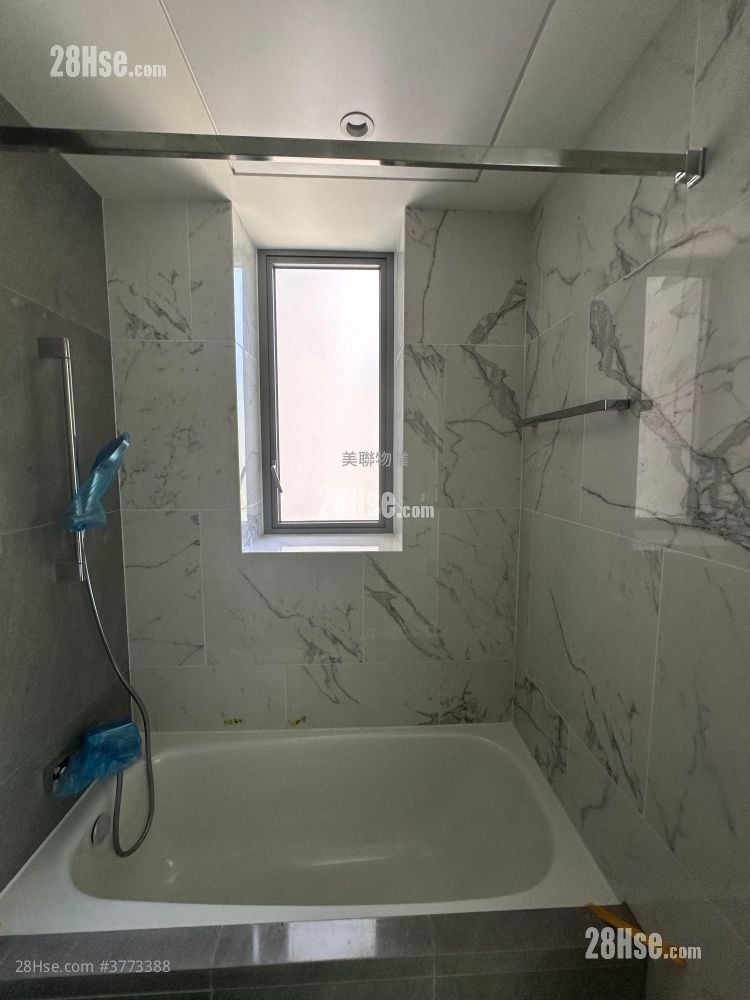 Koko Hills Sell 2 Bedrooms , 1 Bathroom 435 ft²