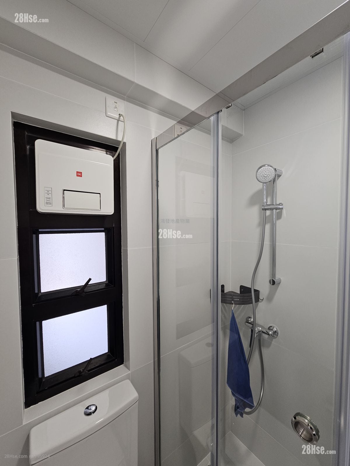 Royal Building Rental 3 Bedrooms , 2 Bathrooms 391 ft²