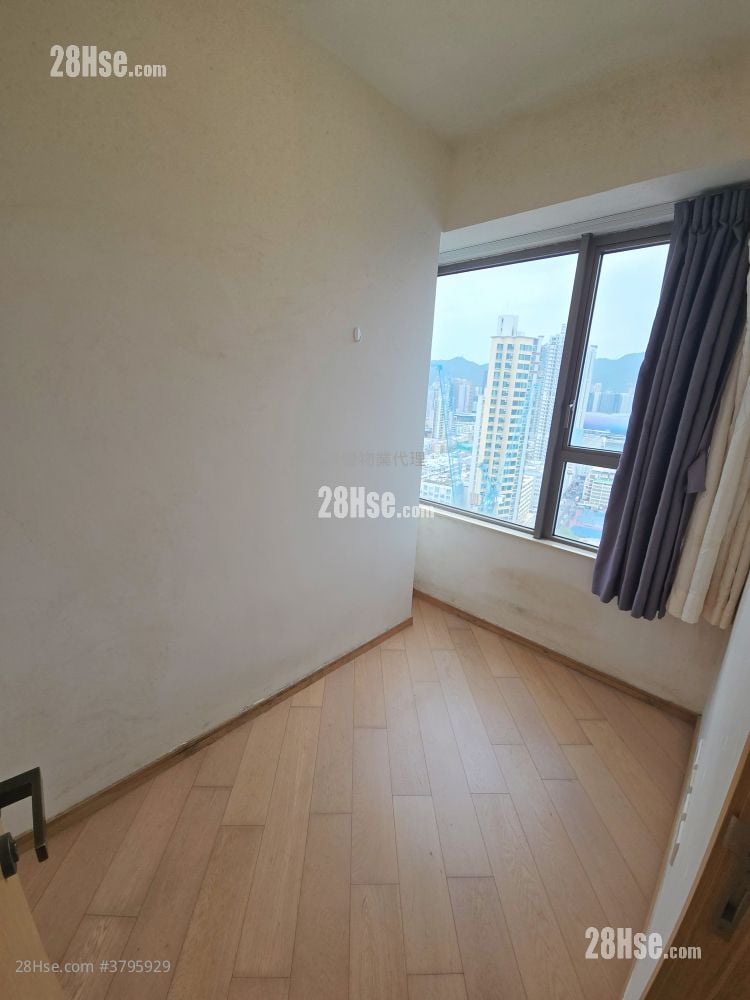 Upper East Rental 2 Bedrooms , 1 Bathroom 352 ft²