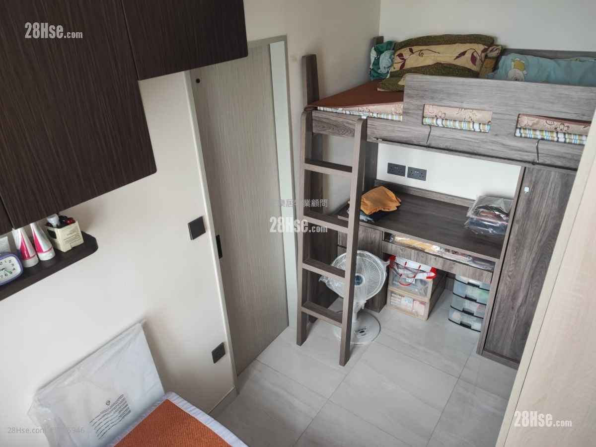 Shan Lai Court Sell 2 Bedrooms , 1 Bathroom 447 ft²