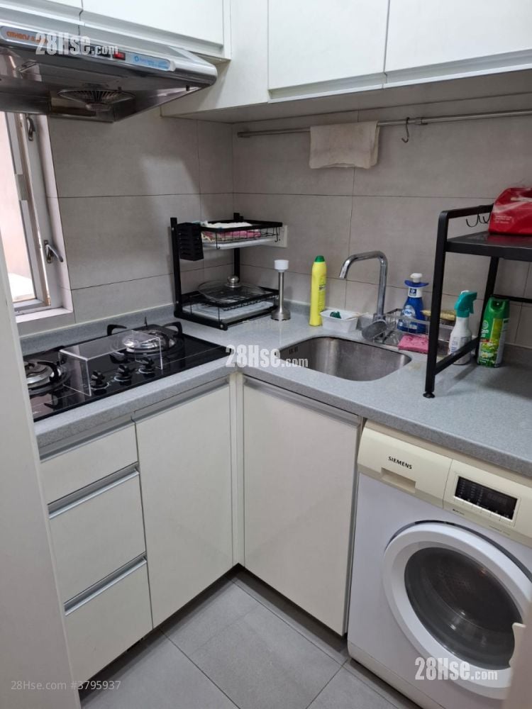 Kam Ho Mansion Rental 2 Bedrooms , 1 Bathroom 279 ft²