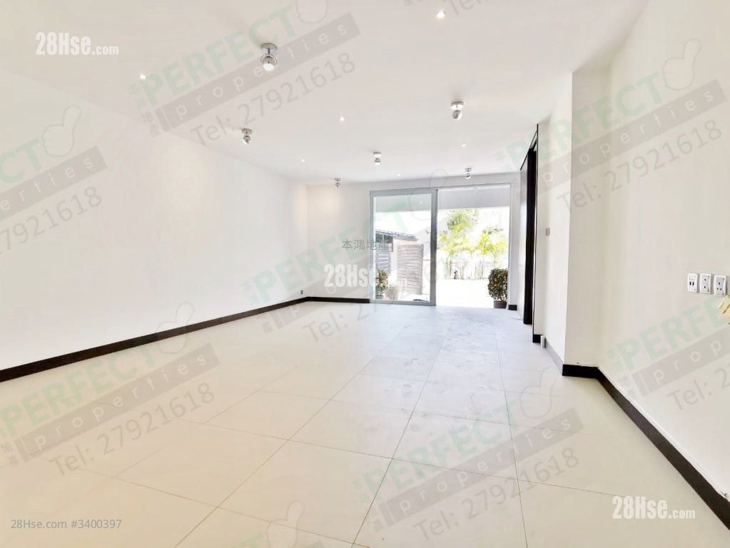 Fullway Garden Sell 3 Bedrooms 1,449 ft²