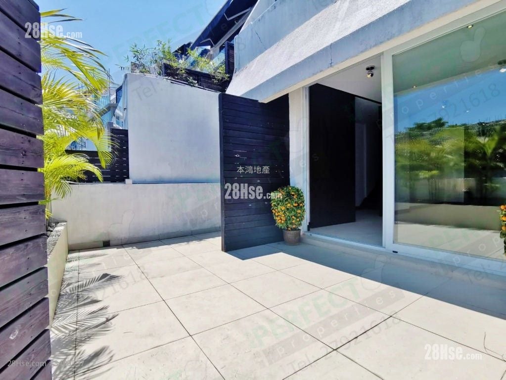 Fullway Garden Sell 3 Bedrooms 1,449 ft²