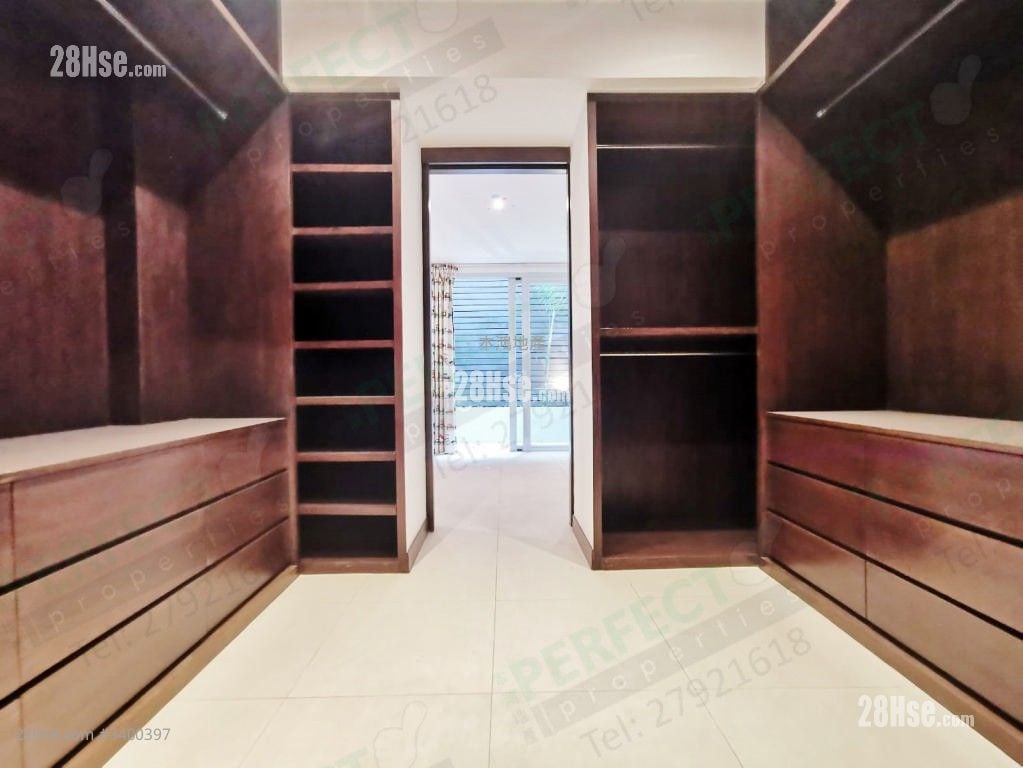 Fullway Garden Sell 3 Bedrooms 1,449 ft²