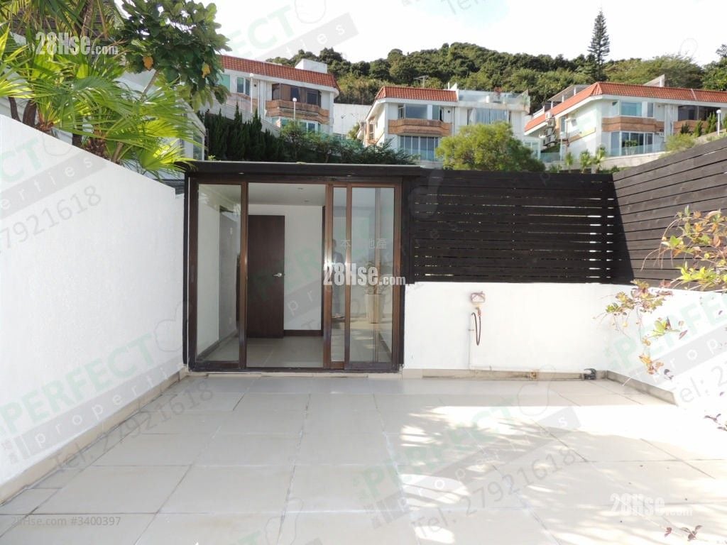 Fullway Garden Sell 3 Bedrooms 1,449 ft²