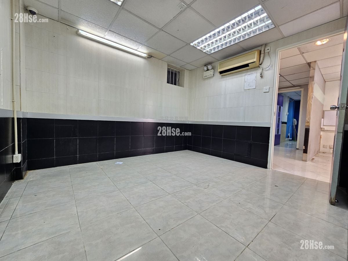 188-190 Boundary Street Rental 4 Bedrooms , 1 Toilet 891 ft²