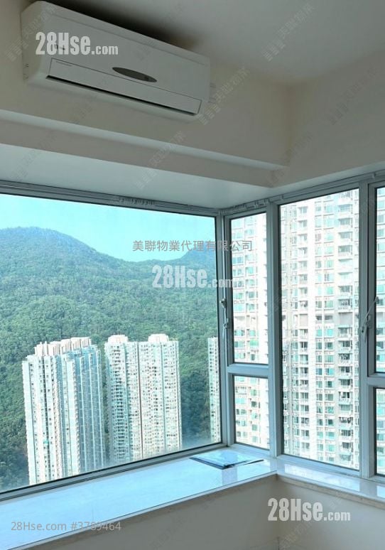 Hemera Sell 5+ Bedrooms , 3 Bathrooms 1,120 ft²