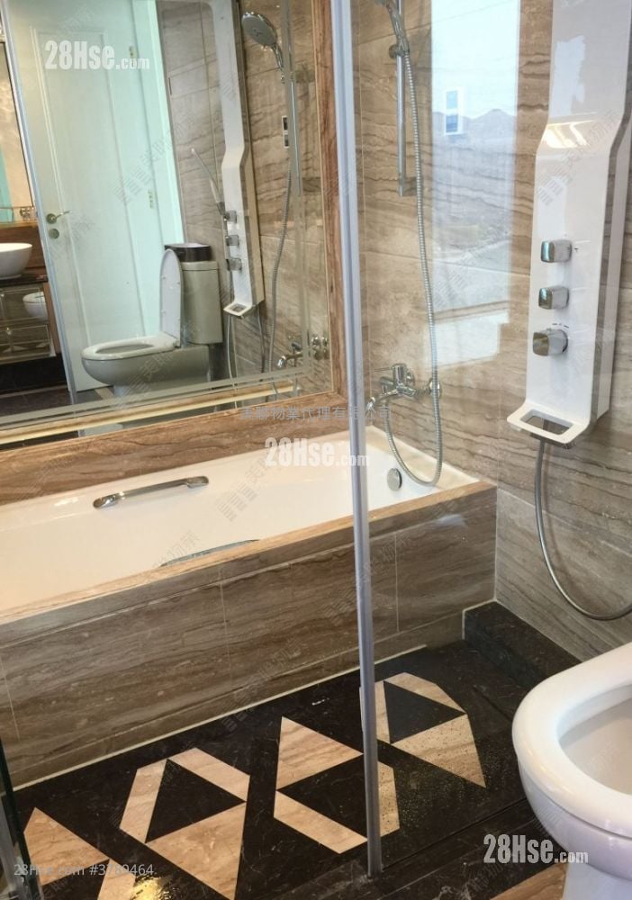 Hemera Sell 5+ Bedrooms , 3 Bathrooms 1,120 ft²