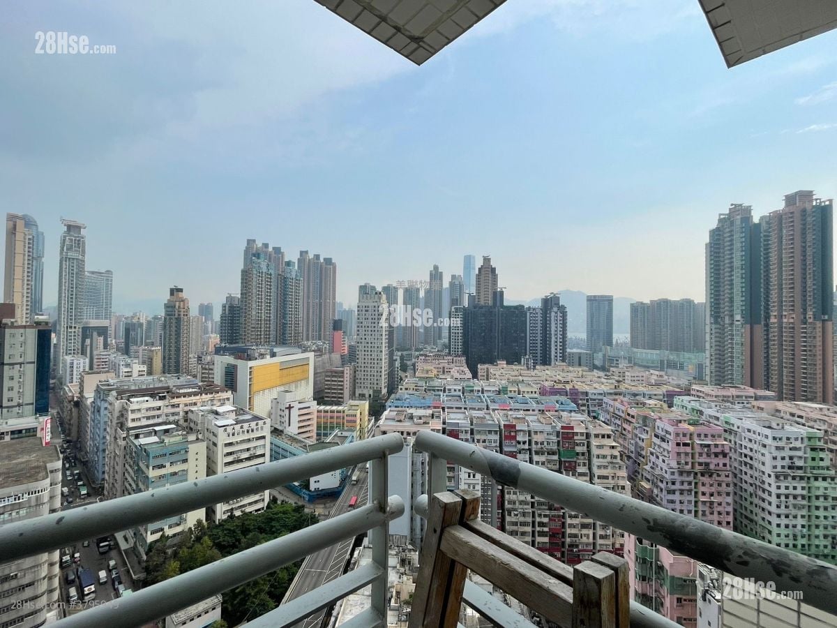 Metro Harbour View Sell 2 Bedrooms 348 ft²