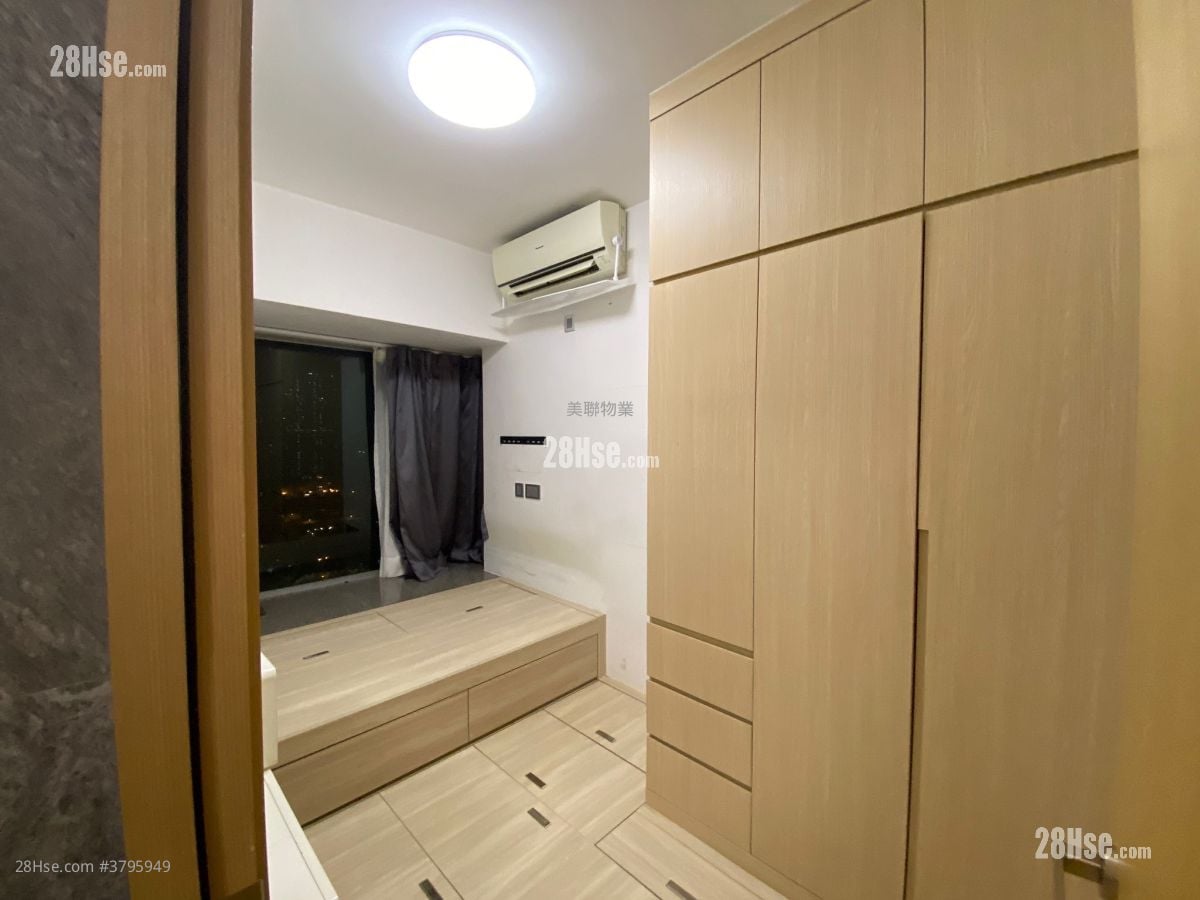 Metro Harbour View Sell 2 Bedrooms 348 ft²