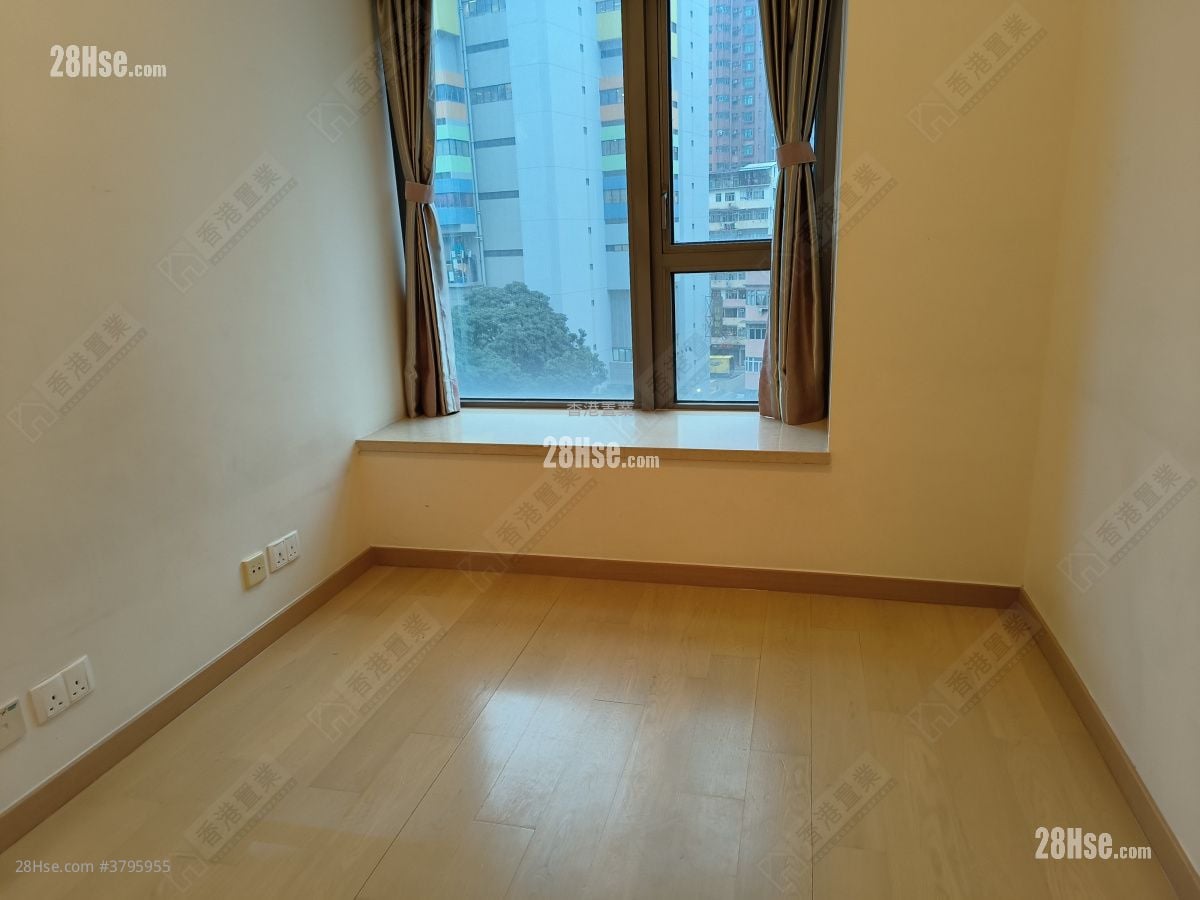 Grand Austin Sell 3 Bedrooms , 2 Bathrooms 875 ft²