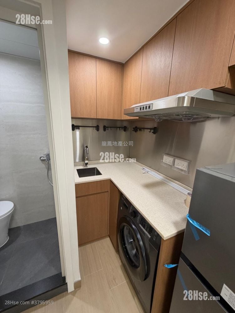 Cheong Fai Mansion Rental 4 Bedrooms , 2 Bathrooms 379 ft²