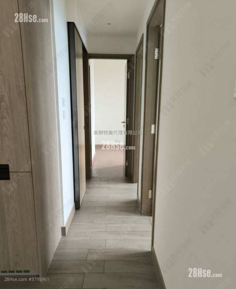 晋海II 租盘 628 平方尺