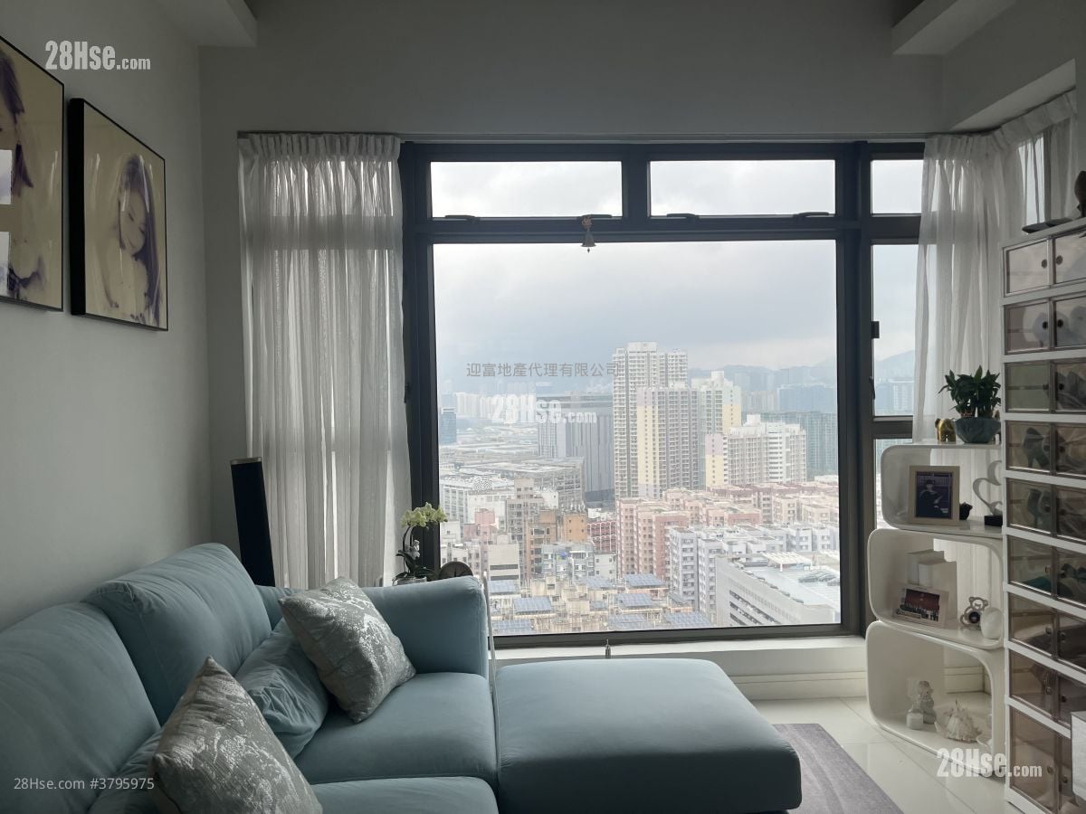 Royal Peninsula Sell 2 Bedrooms , 1 Bathroom 561 ft²