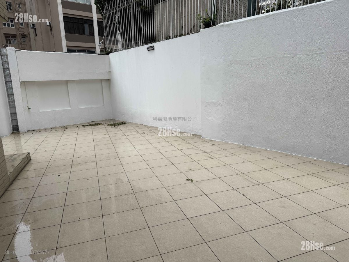 The Arcadia Sell 3 Bedrooms 1,696 ft²