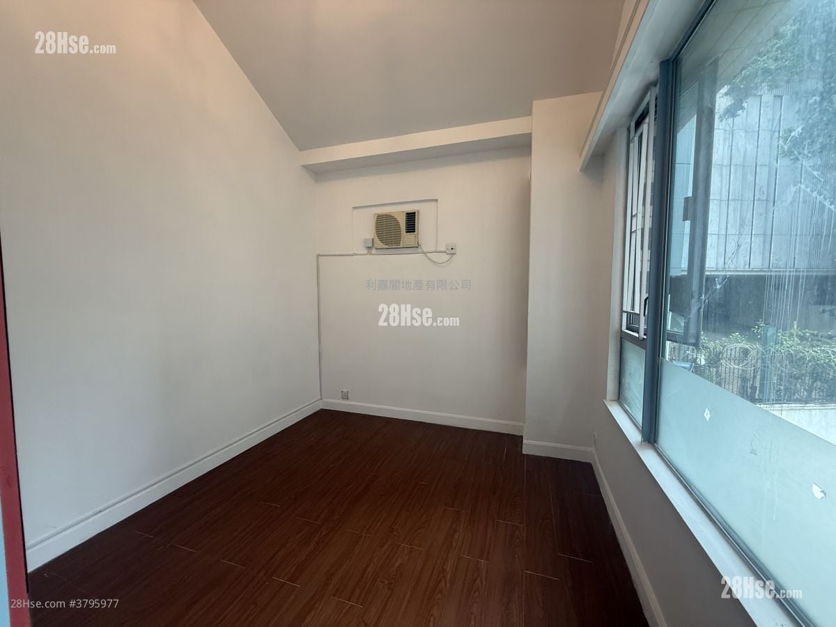 The Arcadia Sell 3 Bedrooms 1,696 ft²