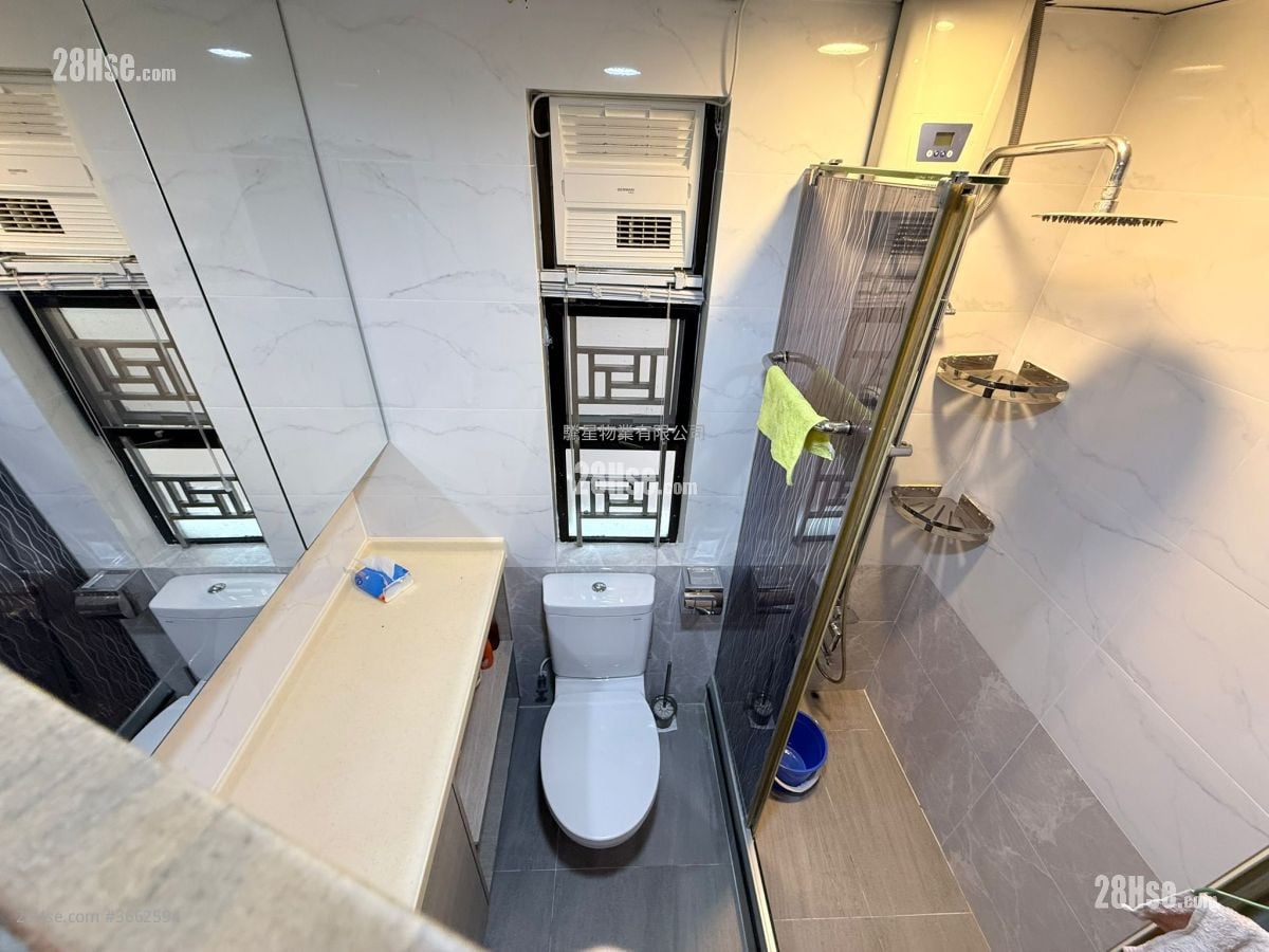 Village Sell 3 Bedrooms , 1 Bathroom 700 ft²