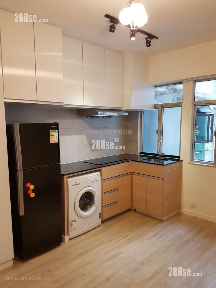 Jade Court Rental 1 Bedroom , 1 Bathroom 313 ft²