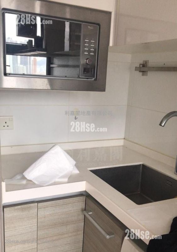 Heya Green Sell 2 Bedrooms , 1 Bathroom 458 ft²