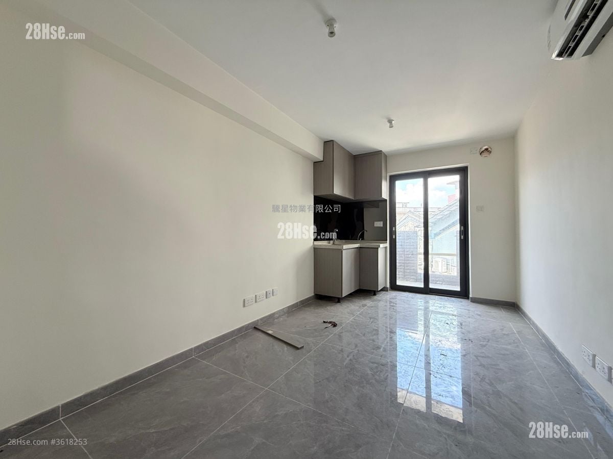 村屋 售盘 开放式间隔 , 1 浴室 350 平方尺