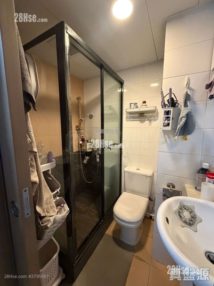 The Sherwood Sell 2 Bedrooms 396 ft²