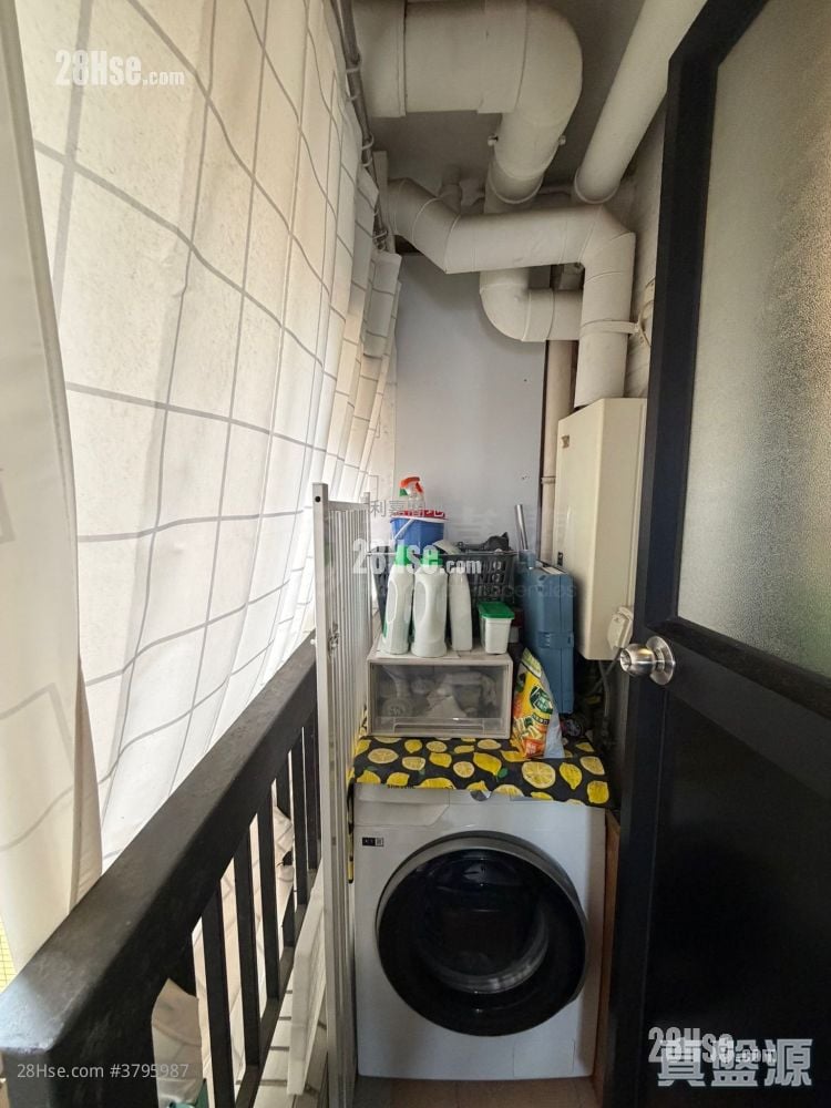 The Sherwood Sell 2 Bedrooms 396 ft²