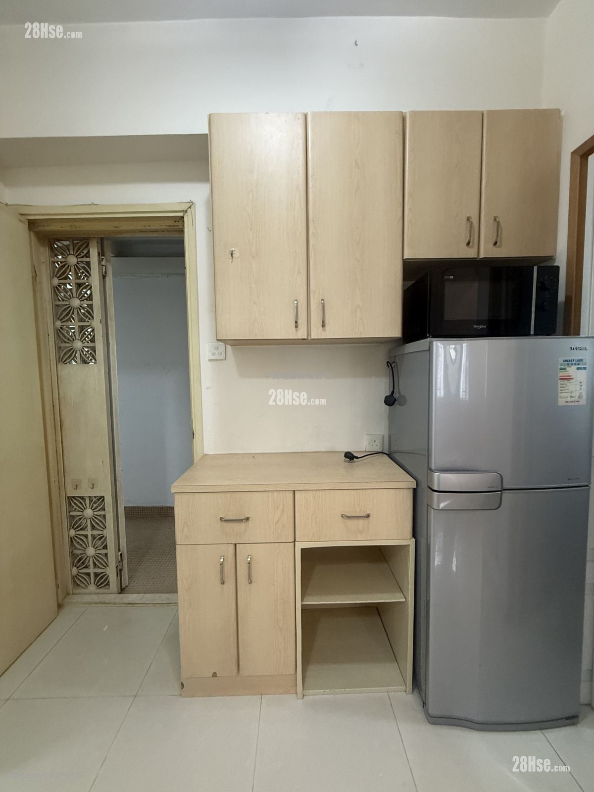 宝华大厦 租盘 1 房 , 1 浴室 211 平方尺