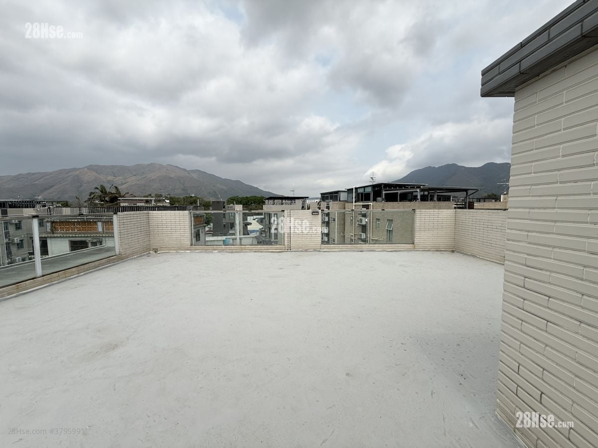 村屋 售盘 3 房 , 1 浴室 700 平方尺