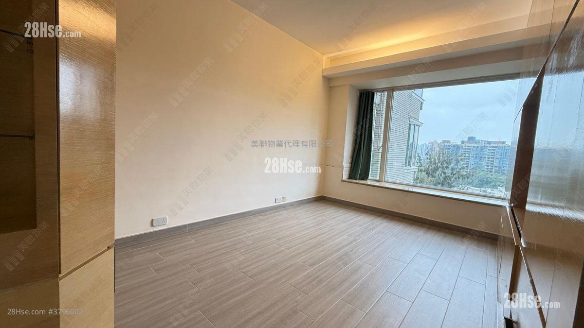 One Beacon Hill Rental 3 Bedrooms , 2 Bathrooms 1,103 ft²