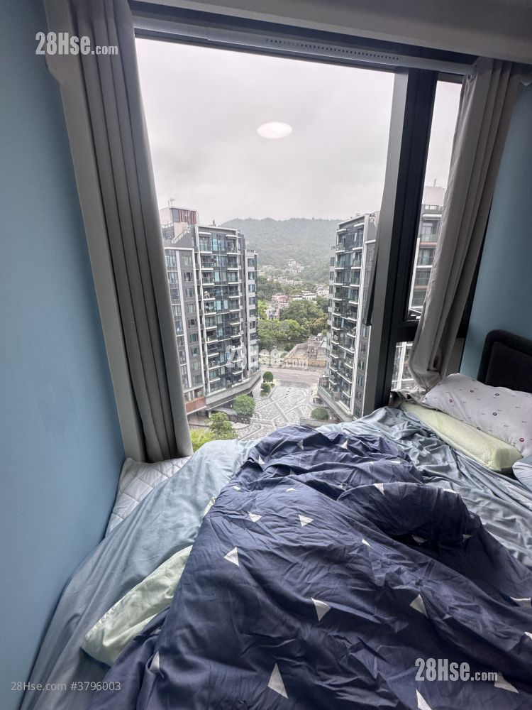 Silicon Hill Sell 2 Bedrooms , 1 Bathroom 405 ft²