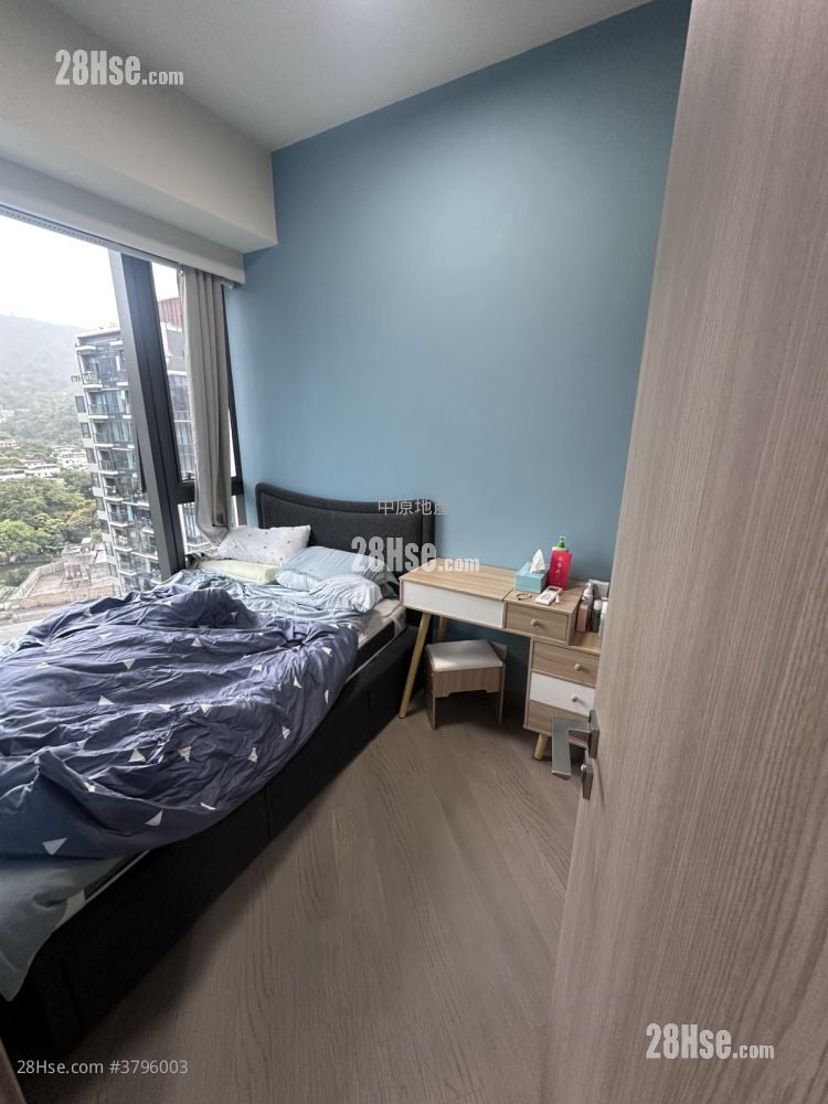 Silicon Hill Sell 2 Bedrooms , 1 Bathroom 405 ft²