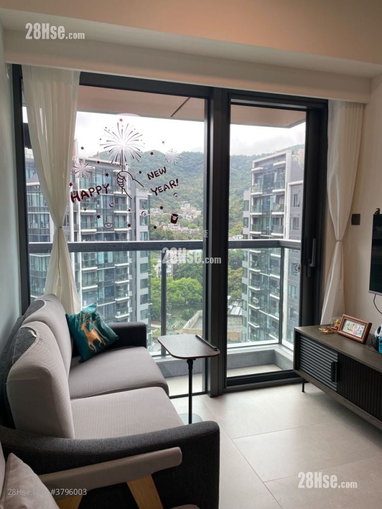 Silicon Hill Sell 2 Bedrooms , 1 Bathroom 405 ft²
