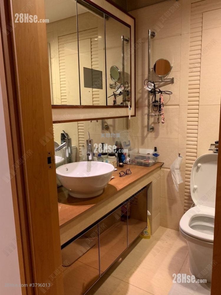 Harbour Green Rental 478 ft²