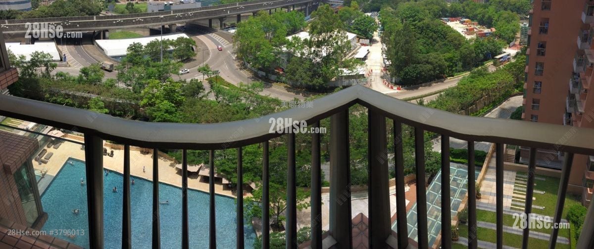 Harbour Green Rental 478 ft²