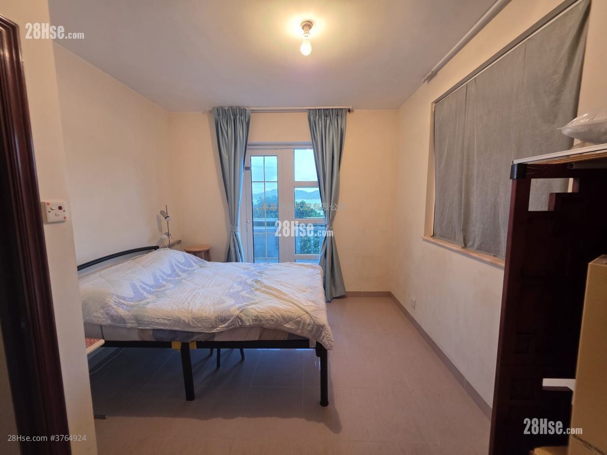 Village Sell 3 Bedrooms , 2 Bathrooms 630 ft²